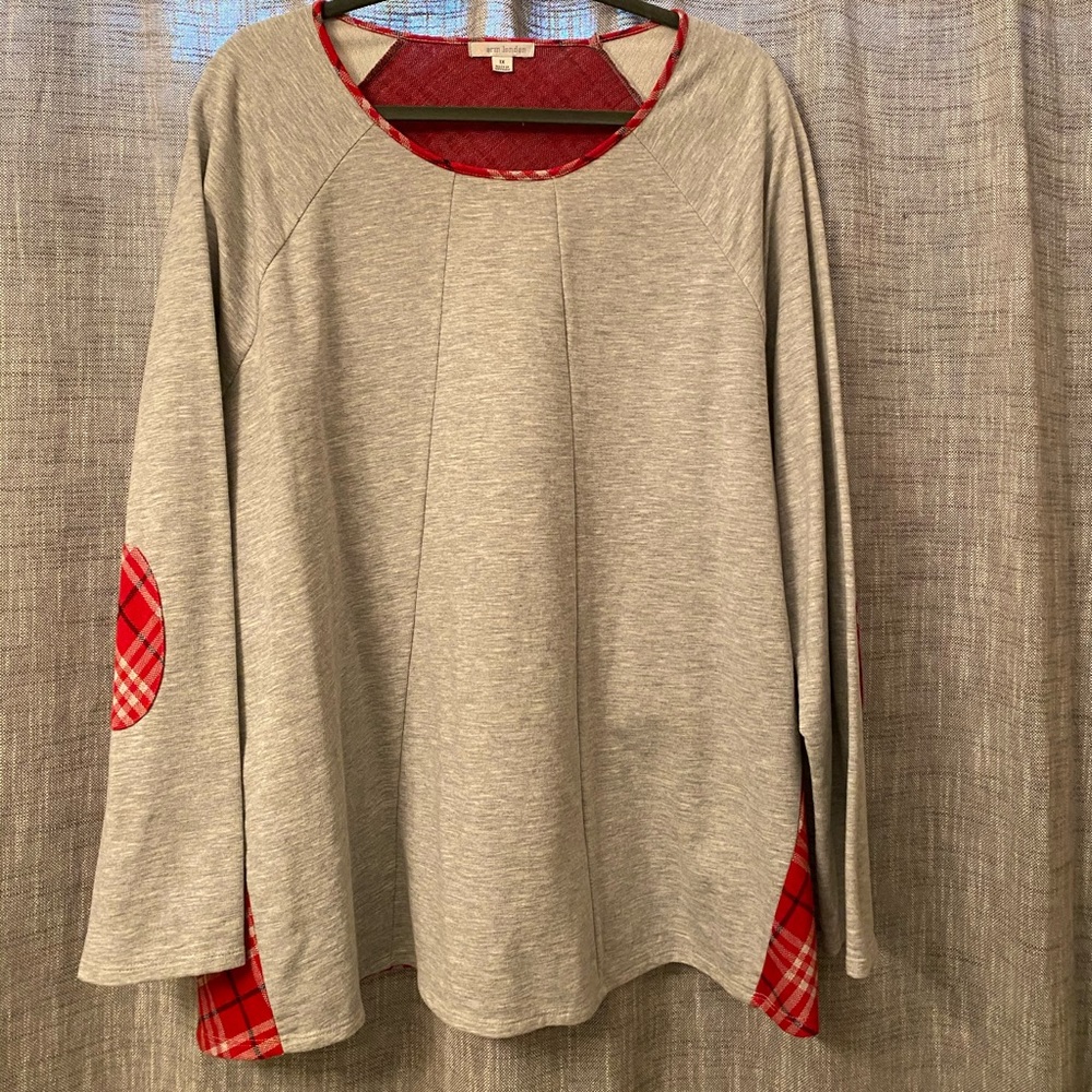 Gray top with cute red plaid on back and elbows